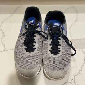 Men’s Nike running shoes